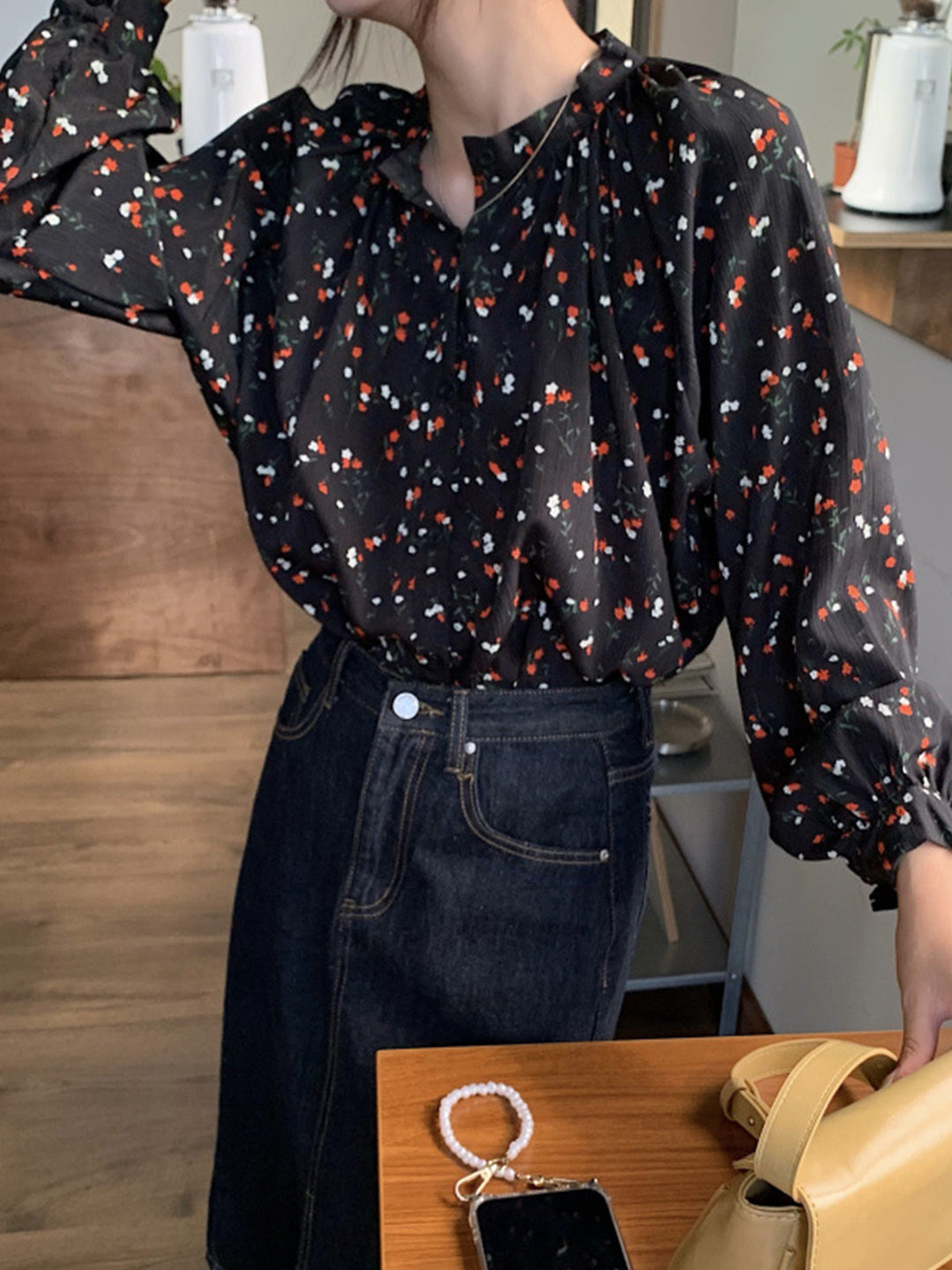 Classic Vintage Blouse with a Flattering Fit