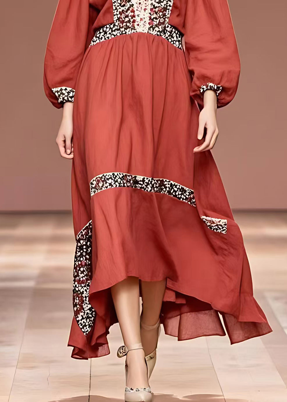 Classic Vintage & Enduringly Stylish Dress