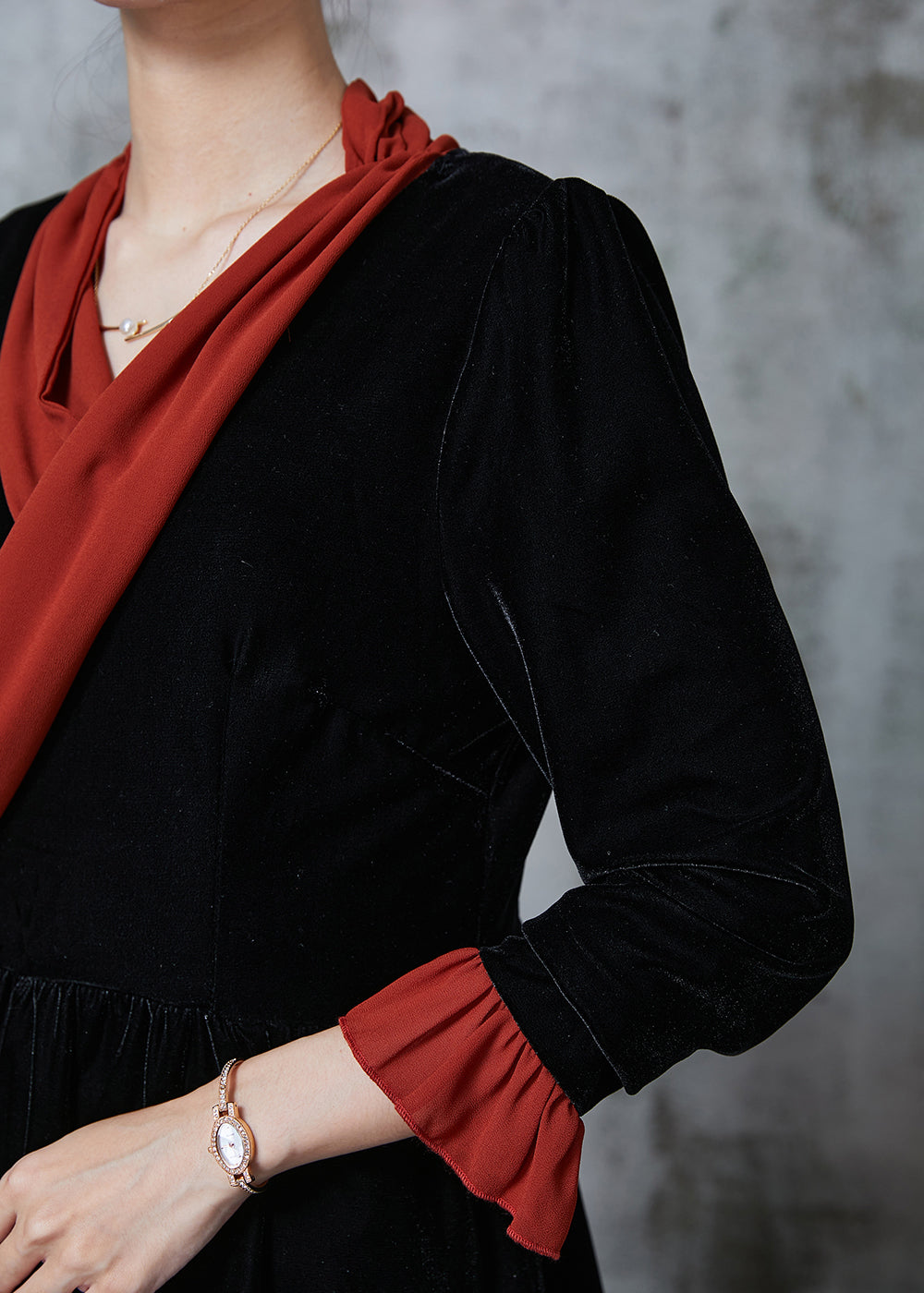 Effortlessly Elegant Blouse with a Timeless Design
