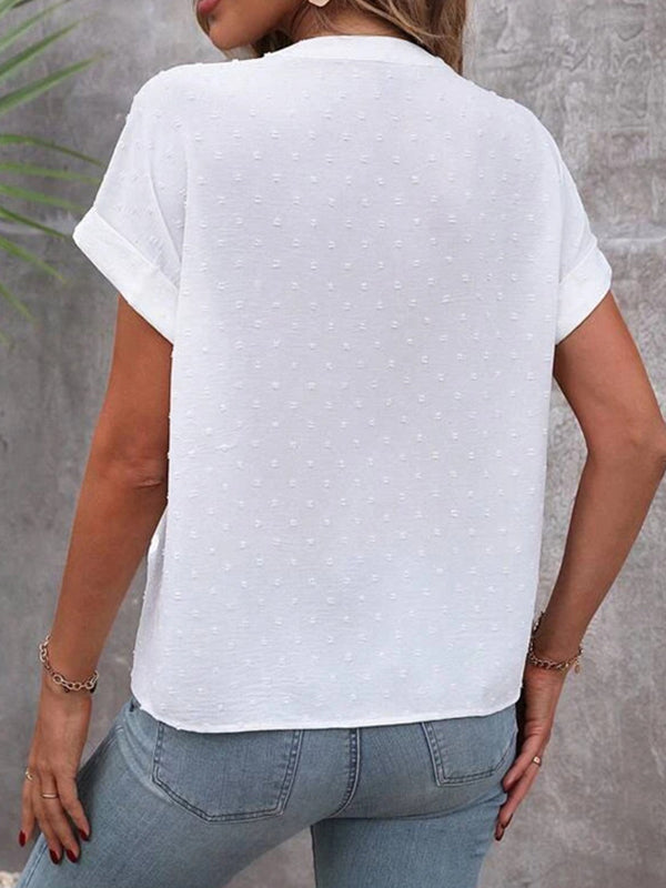 Beautifully Crafted Blouse in a Classic Style