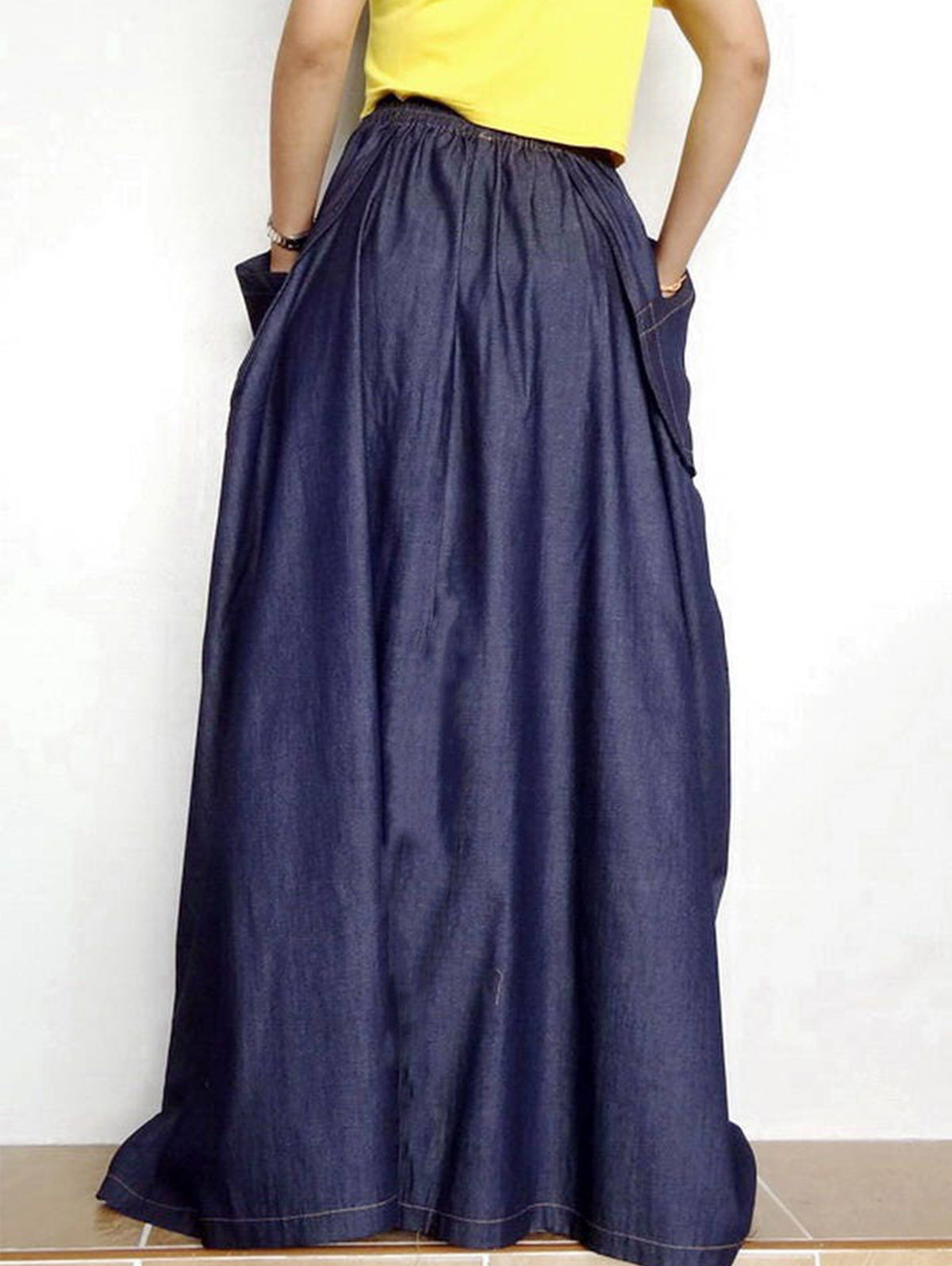 Sophisticated Garment with a Clean Classic Look