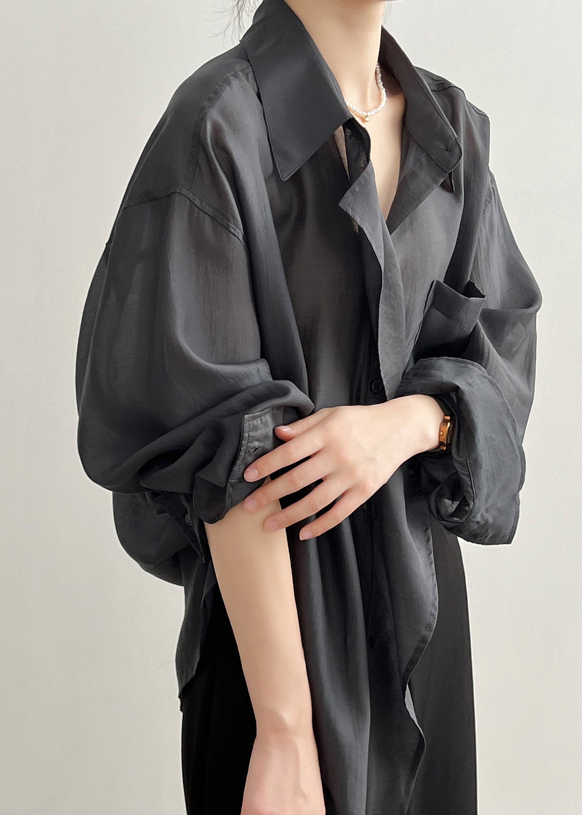 Classic Vintage Shirt with a Flattering Fit