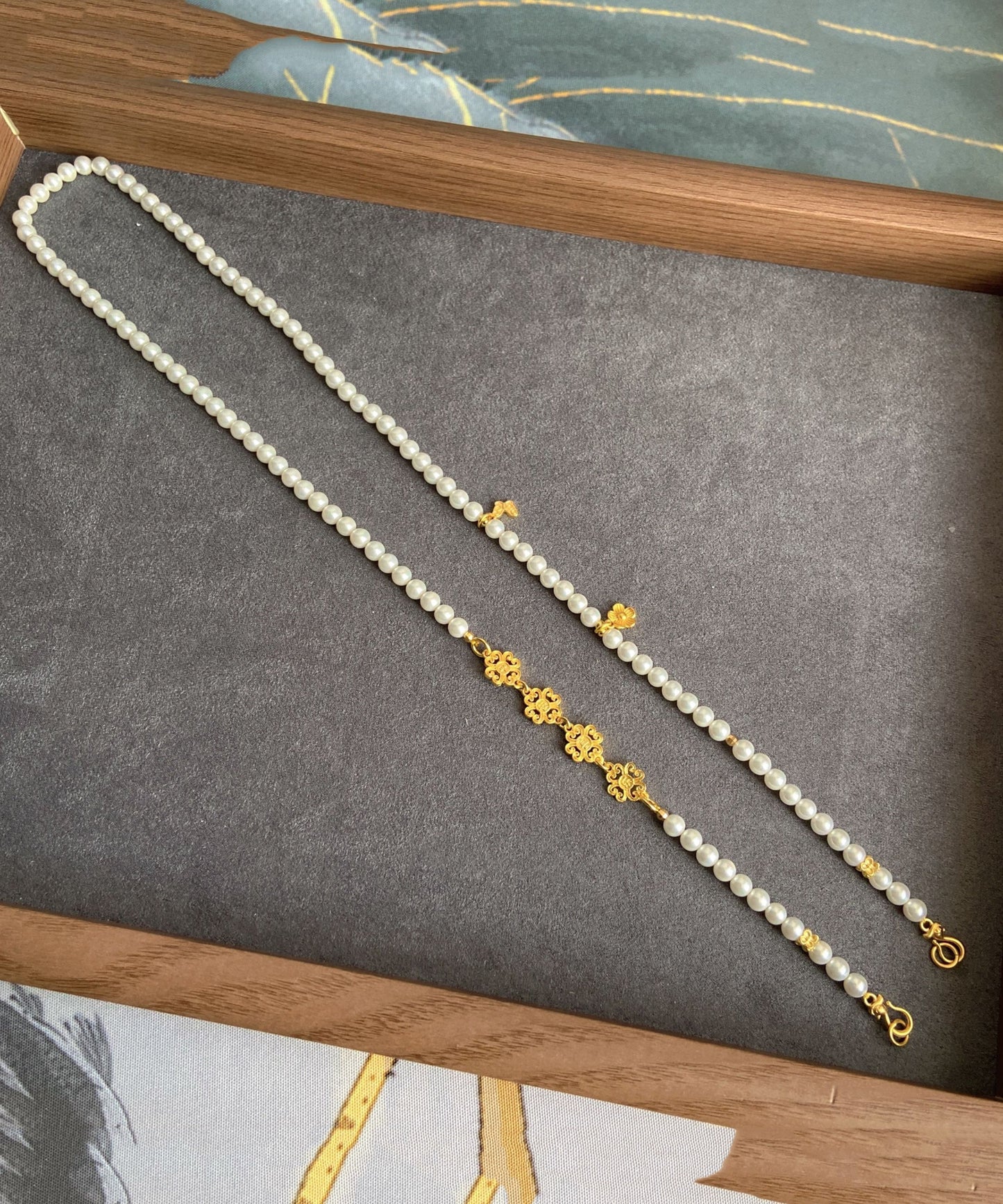 Stunning Silver Necklace for Daily Wear