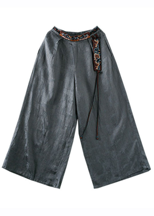 Classic Vintage Pants with a Flattering Fit