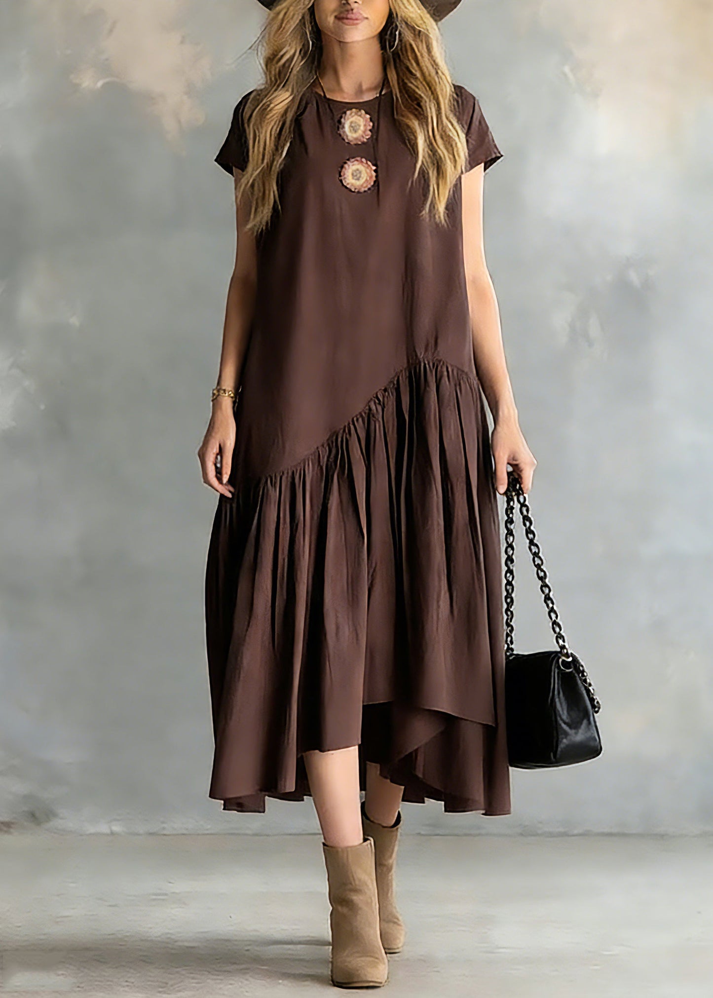 Gracefully Styled Dress for Any Occasion