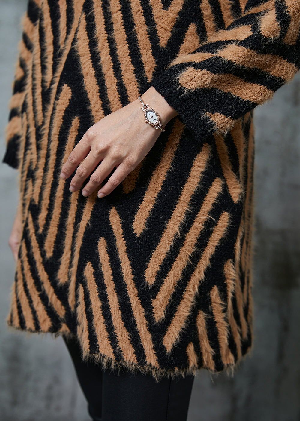 Beautifully Finished Sweater in a Timeless Design