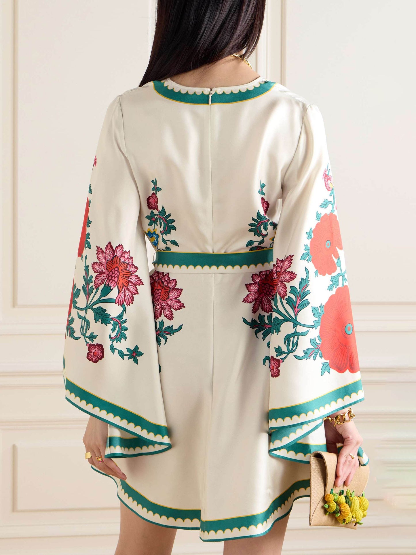 Classic Vintage & Enduringly Stylish Dress
