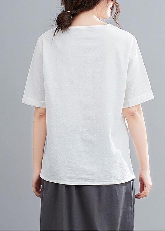 Classic Vintage Shirt with a Flattering Fit