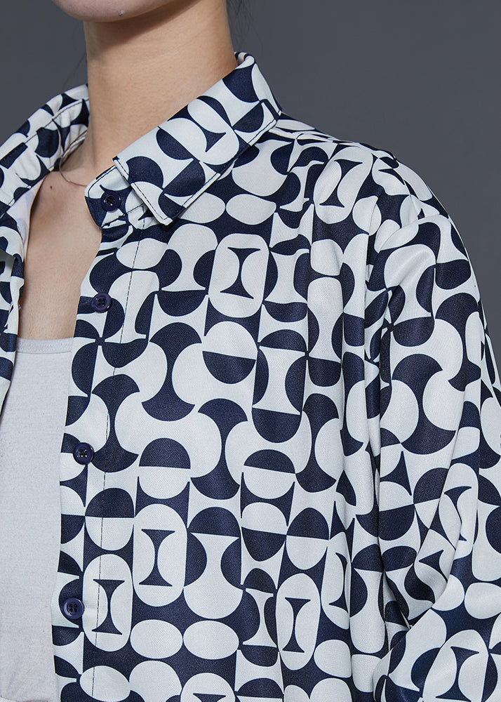Classic Vintage Shirt with a Flattering Fit
