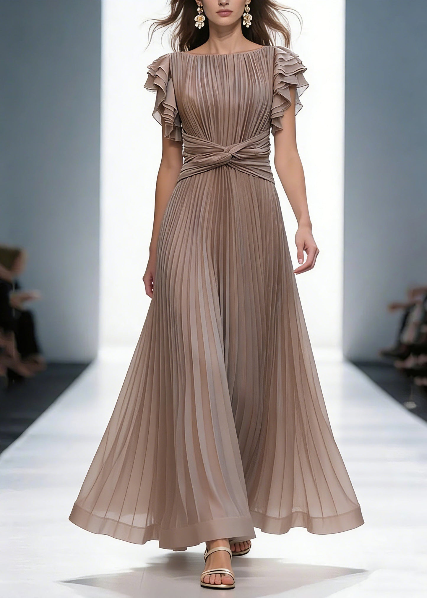Beautifully Finished Dress in a Timeless Design