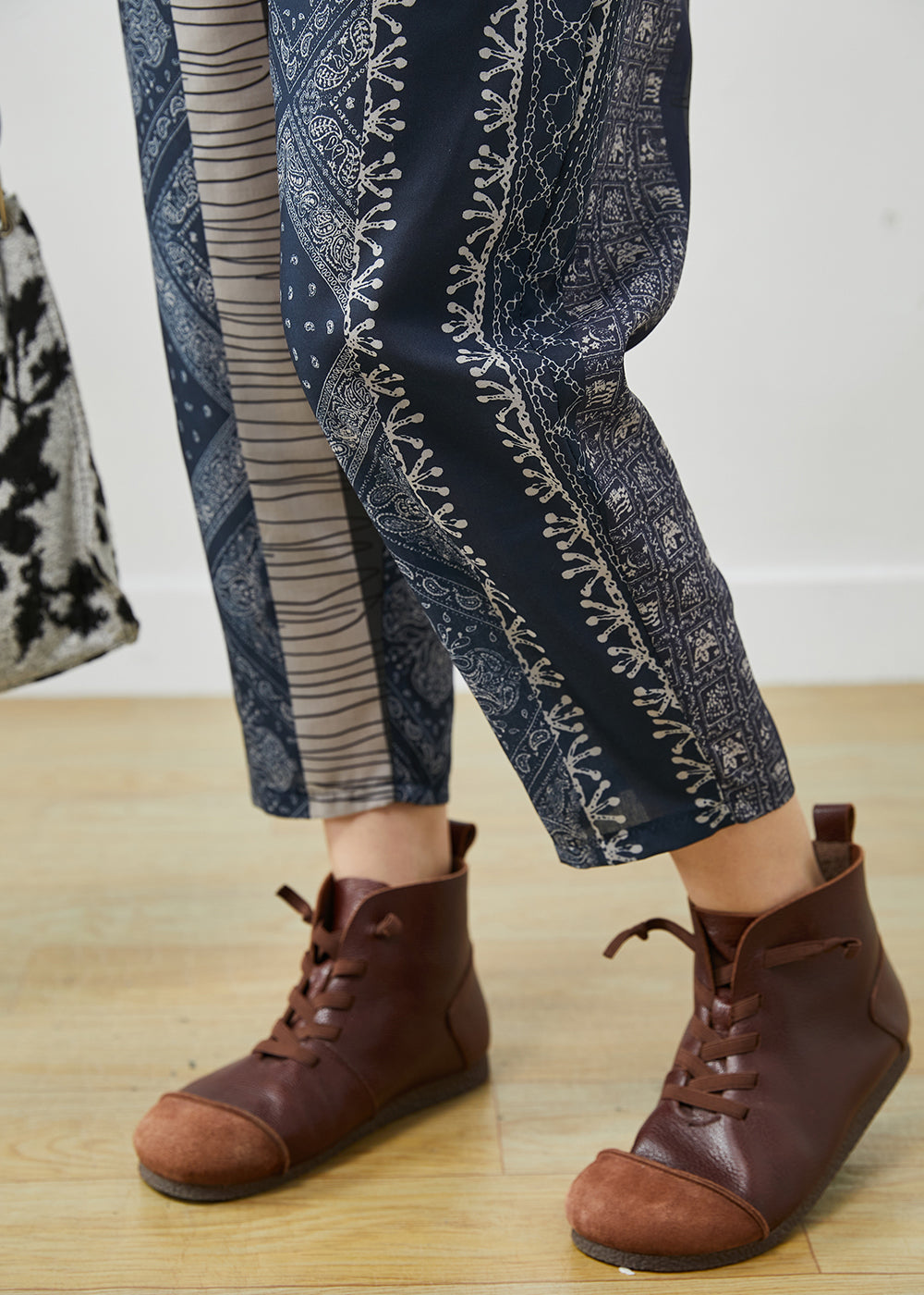 Elegantly Styled Pants for Everyday Wear