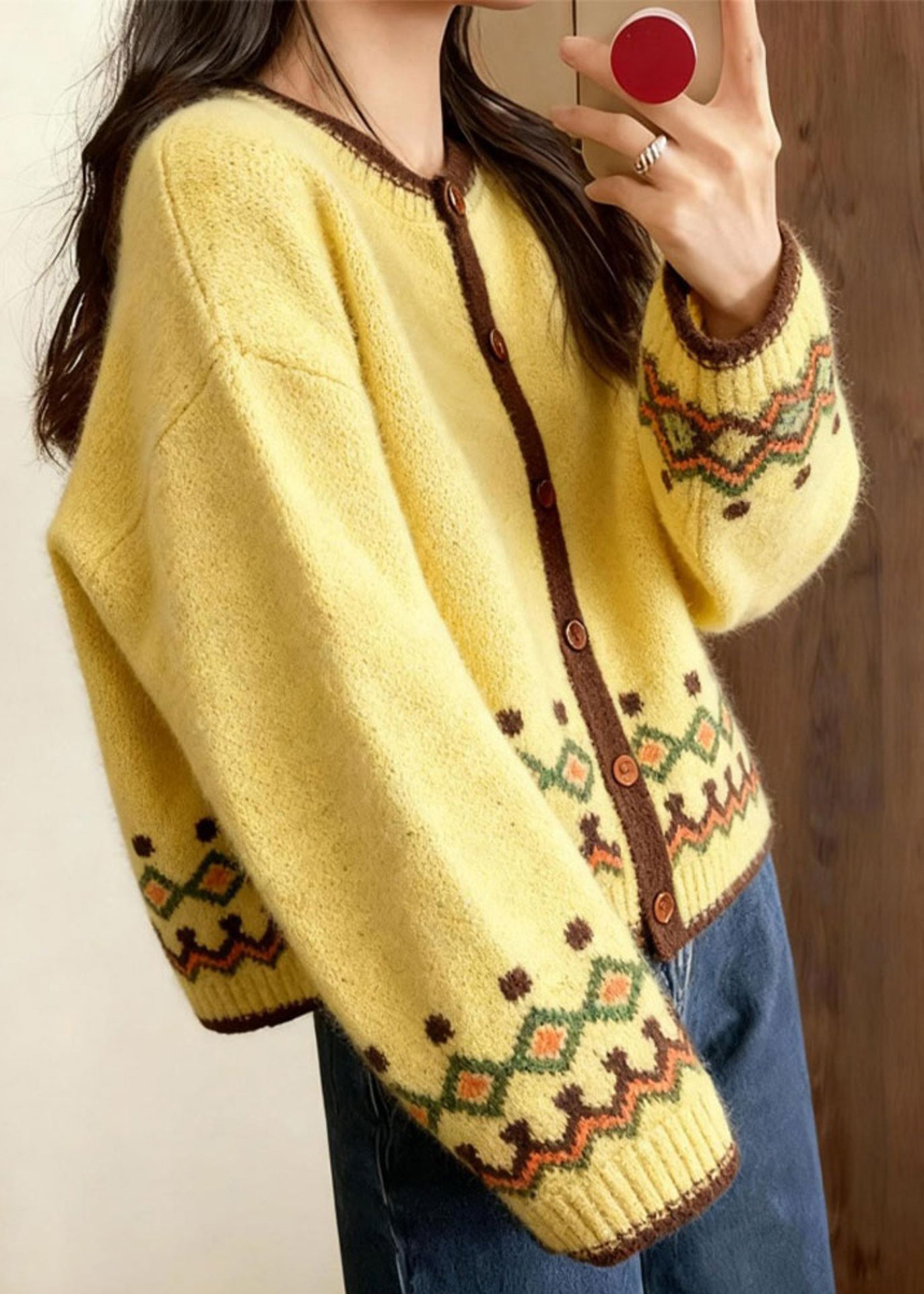 Classic Vintage Cardigan with a Flattering Fit