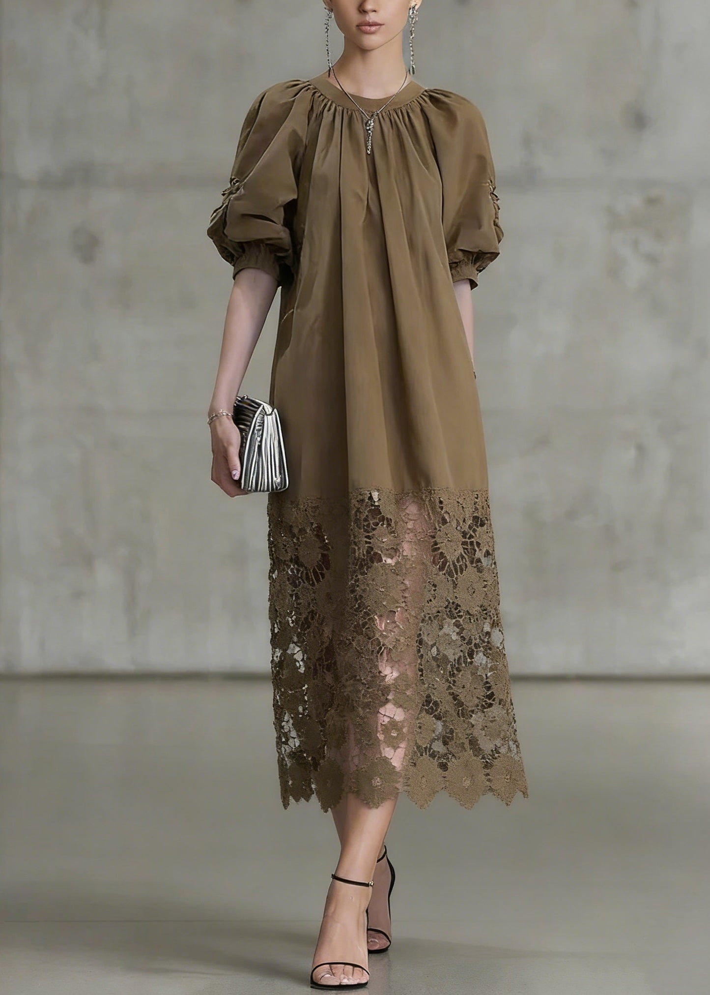 Classic Vintage Dress with a Flattering Fit