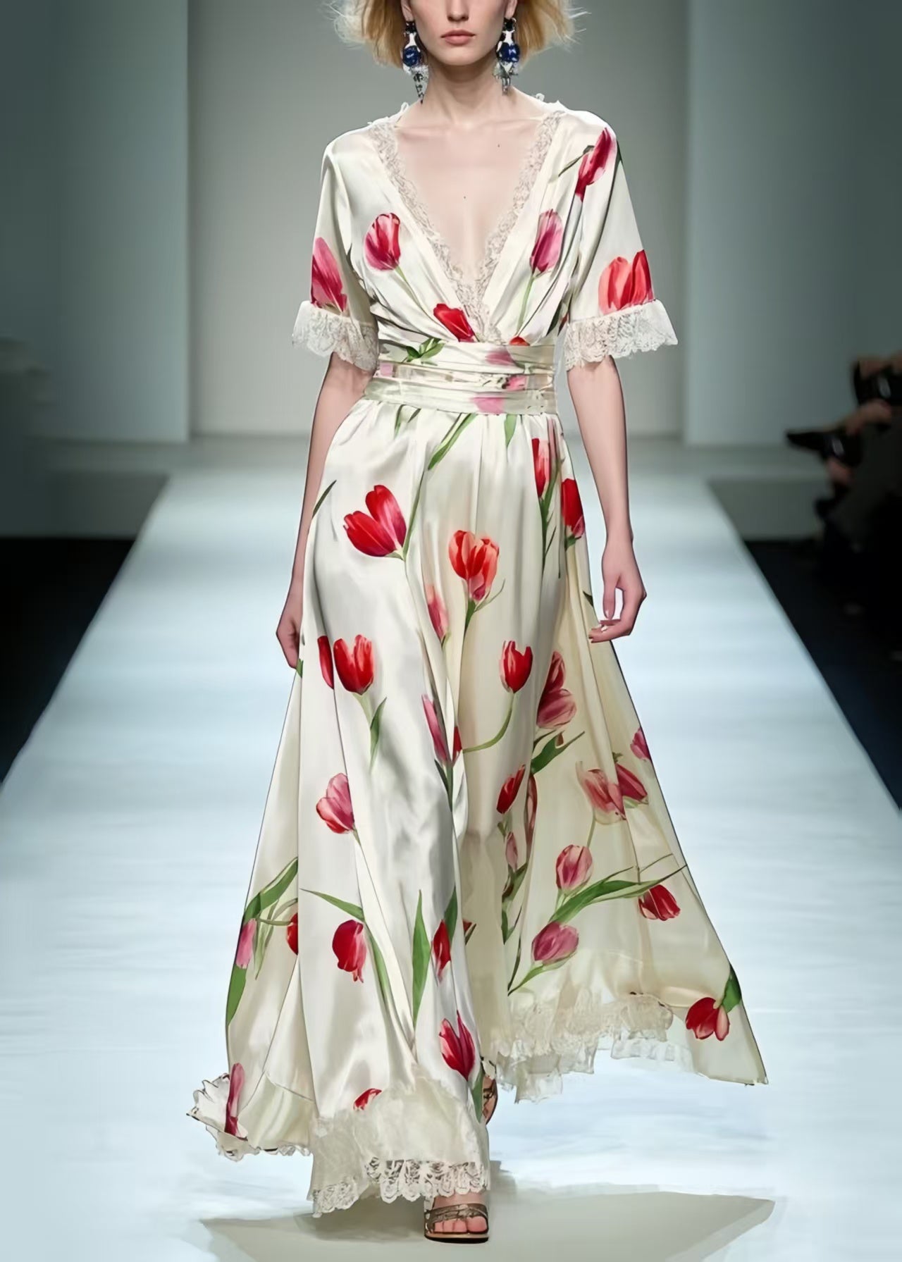 Beautifully Crafted Dress in a Classic Style