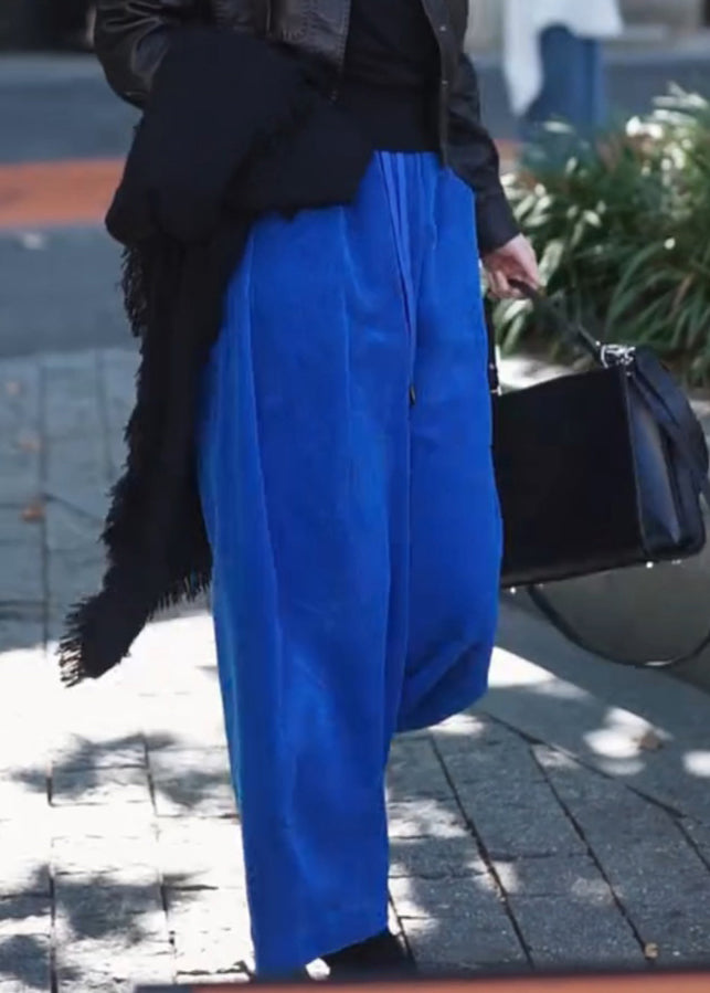 Sophisticated Pants with a Clean Classic Look