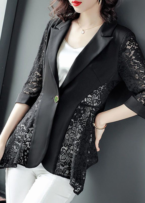 Elegantly Styled Coat for Everyday Wear