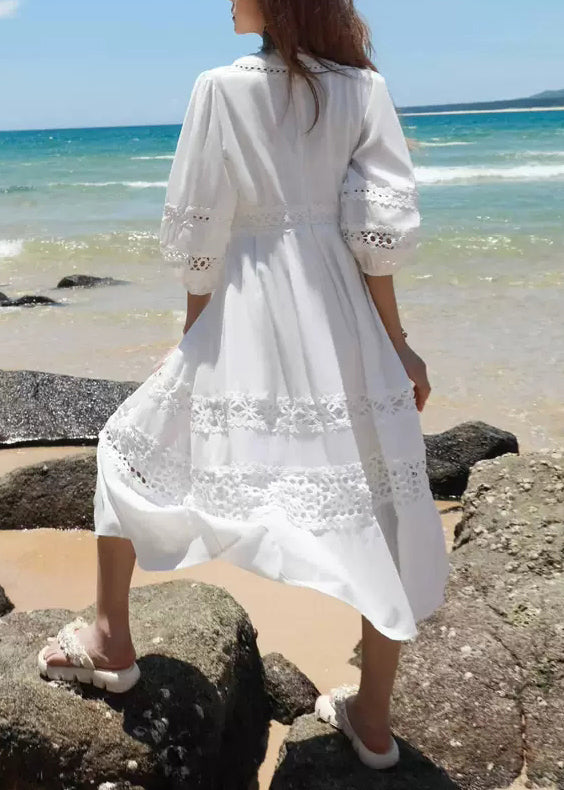 Effortlessly Elegant Dress with a Timeless Design
