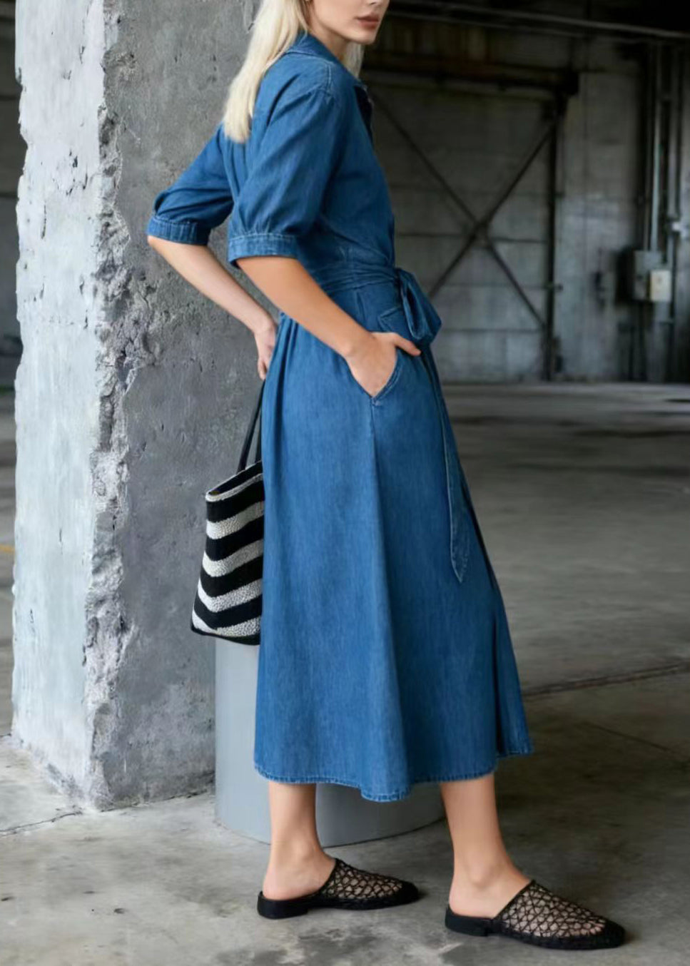 Classic Vintage Dress with a Flattering Fit