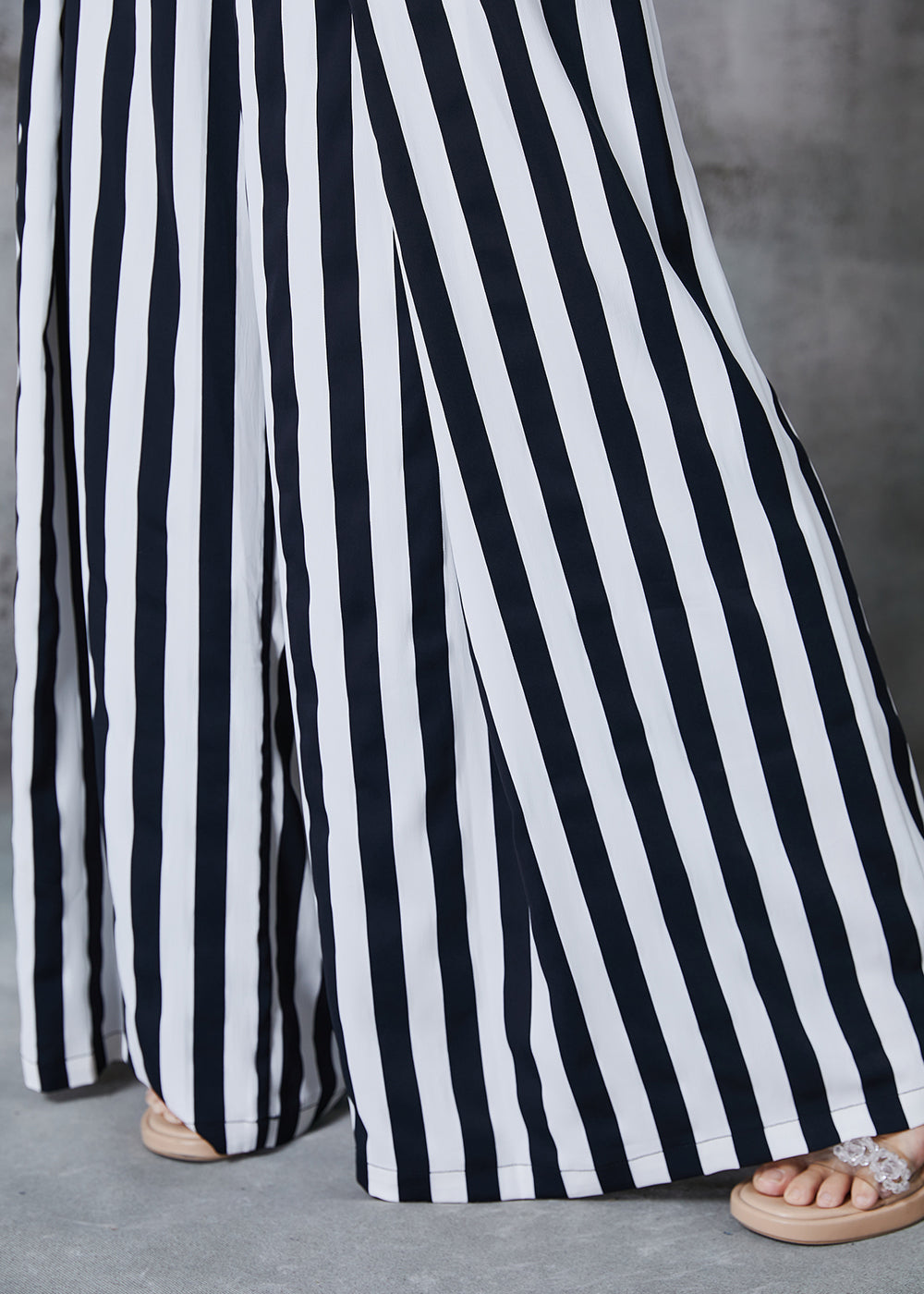 Classic Vintage Pants with a Flattering Fit