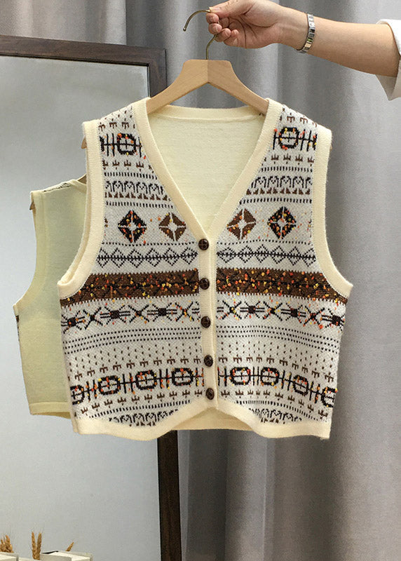 Beautifully Crafted Top in a Classic Style