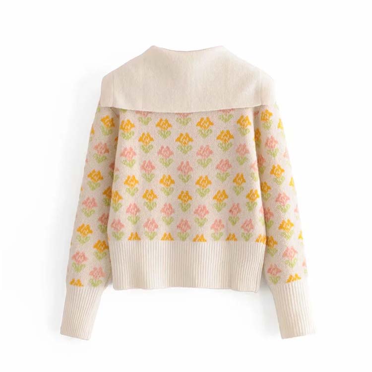 Sophisticated Sweater with a Clean Classic Look