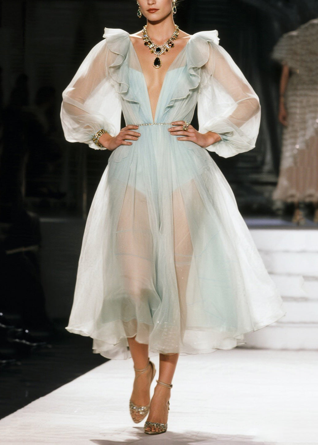 Classic Vintage & Enduringly Stylish Dress