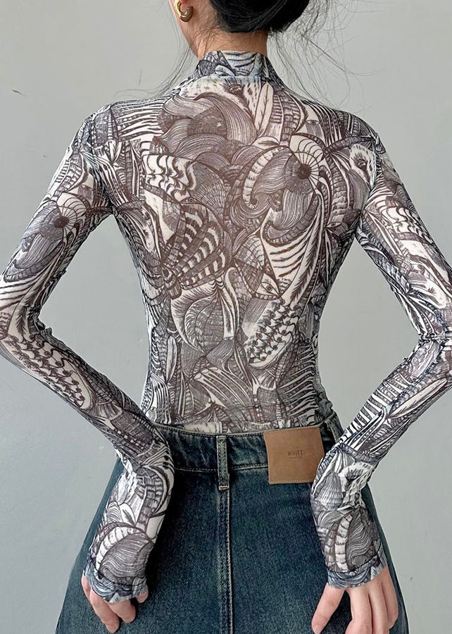 Well Tailored Shirt with a Graceful Silhouette
