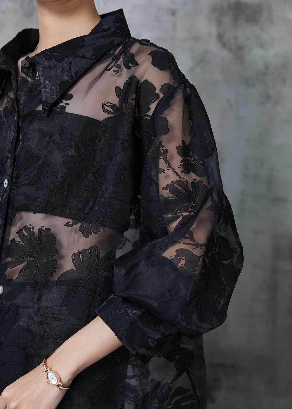 Beautifully Finished Shirt in a Timeless Design
