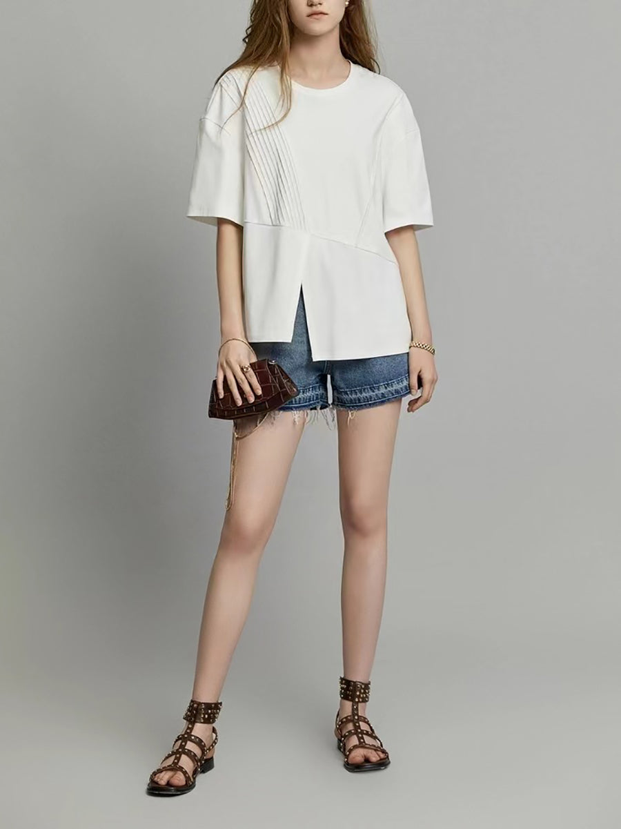 Classic Vintage Shirt with a Flattering Fit