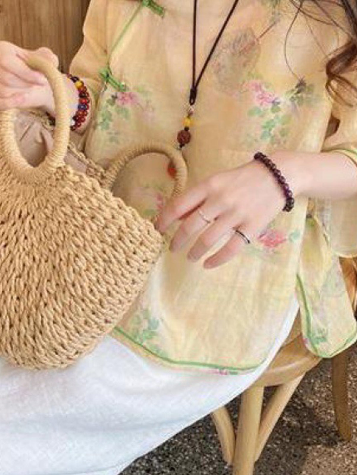 Effortlessly Elegant Top with a Timeless Design