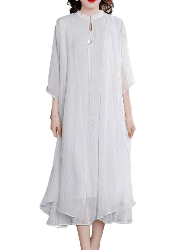 Well Tailored Dress with a Graceful Silhouette
