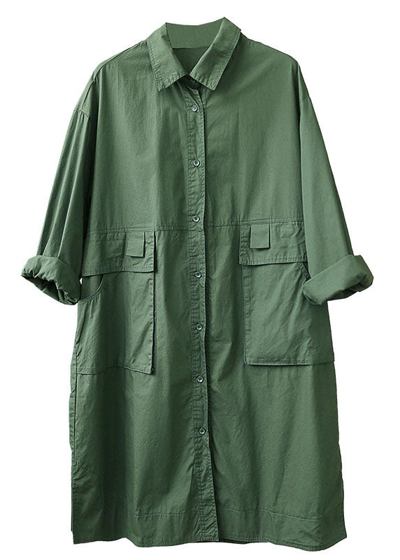 Well Tailored Coat with a Graceful Silhouette