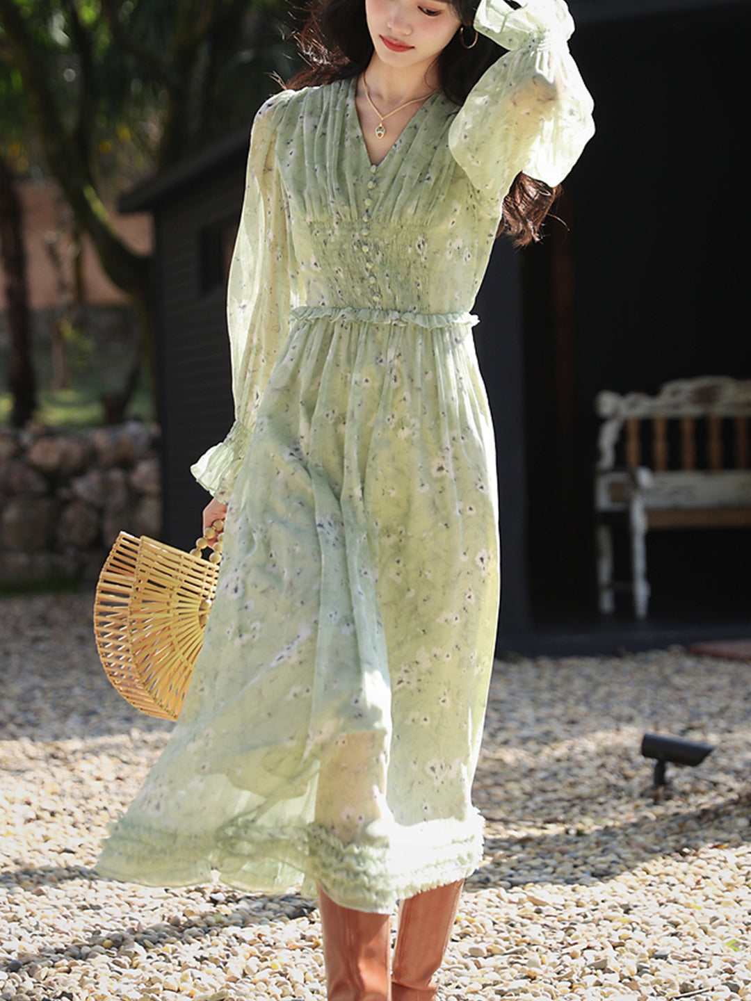 Gracefully Styled Dress for Any Occasion