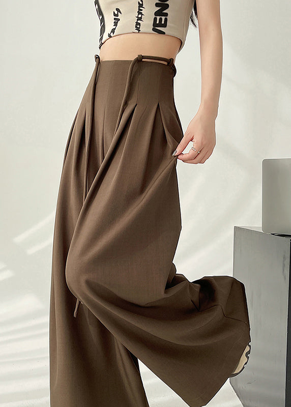 A Vintage Style Pants with Delicate Timeless Details