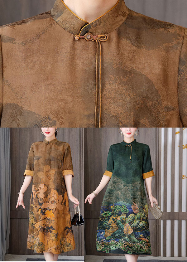Classic Vintage Dress with a Flattering Fit