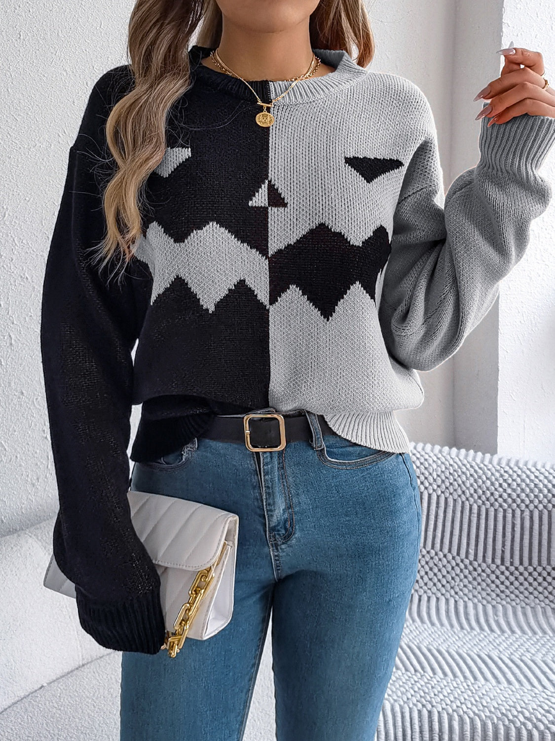 Classic Vintage Sweater with a Flattering Fit