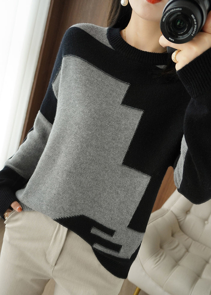 Beautifully Finished Top in a Timeless Design