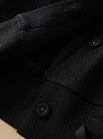 Effortlessly Elegant Jacket with a Timeless Design