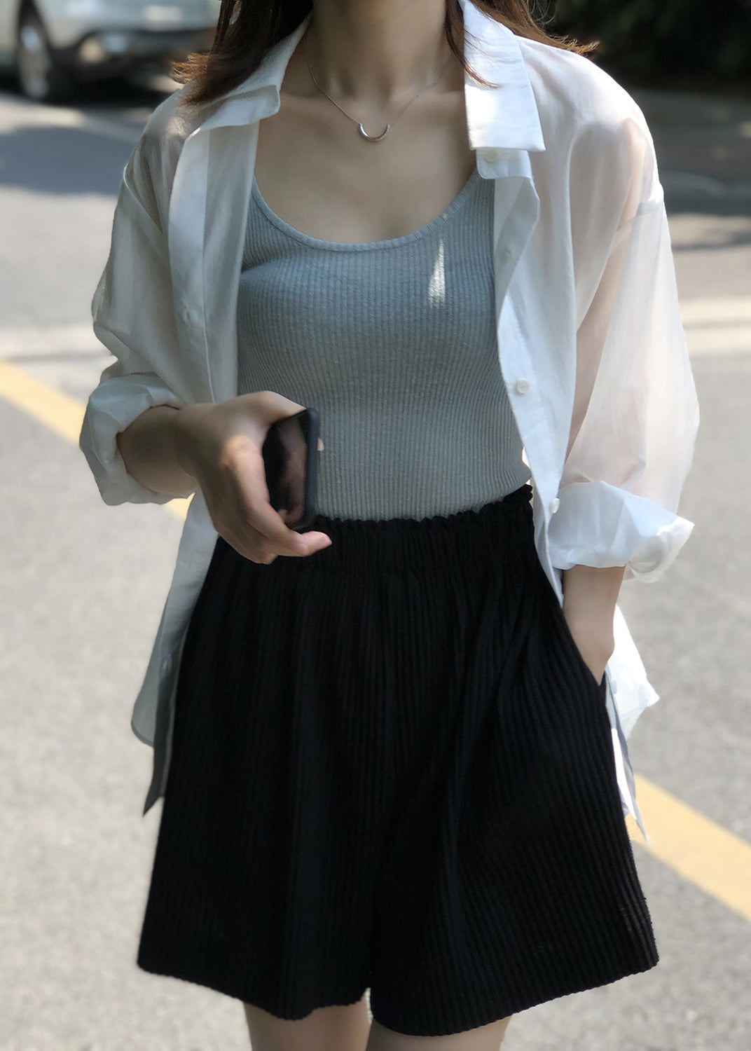 Effortlessly Elegant Shirt with a Timeless Design