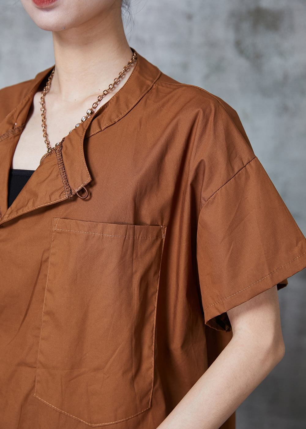 Classic Vintage Shirt with a Flattering Fit