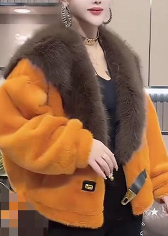 Sophisticated Coat with a Clean Classic Look