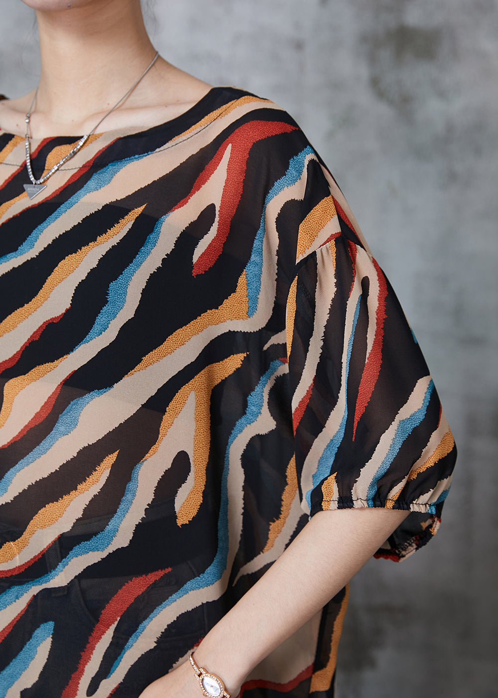 Classic Vintage & Enduringly Stylish Top