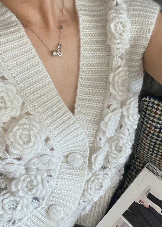 Beautifully Crafted Top in a Classic Style