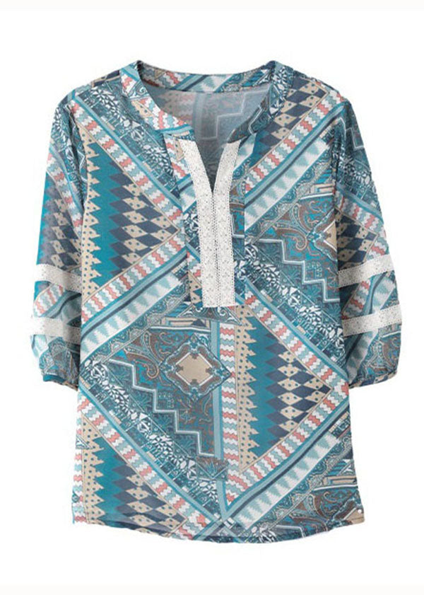 Classic Vintage Shirt with a Flattering Fit