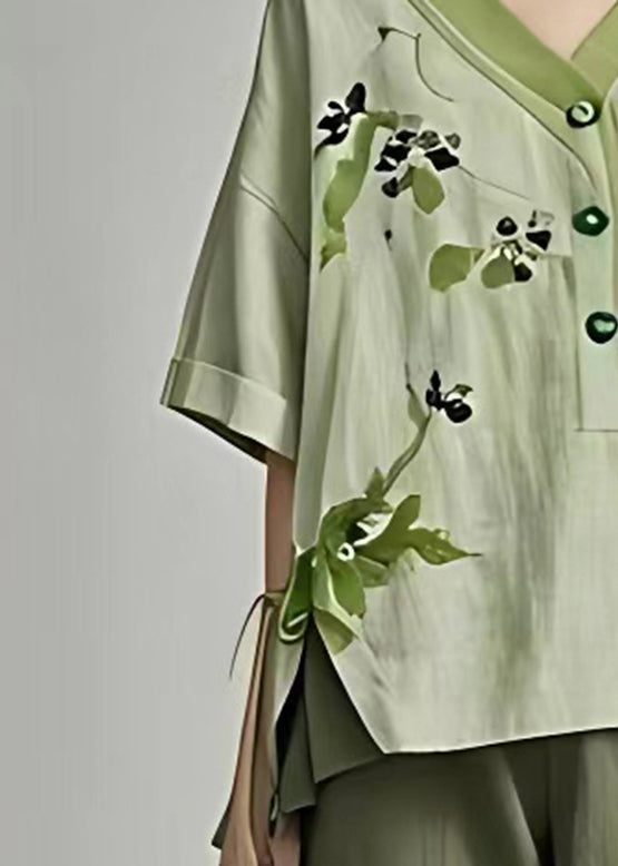 Well Tailored Shirt with a Graceful Silhouette