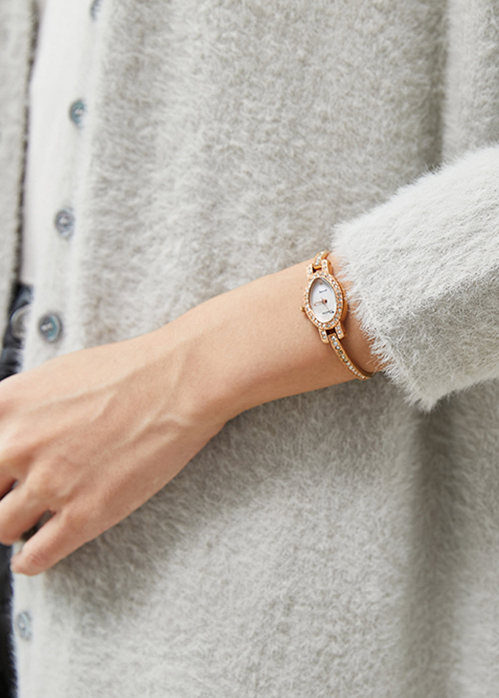 Effortlessly Elegant Coat with a Timeless Design