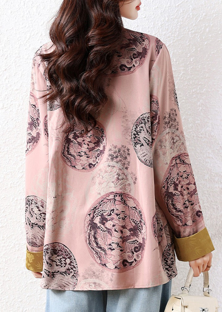 Beautifully Crafted Blouse in a Classic Style