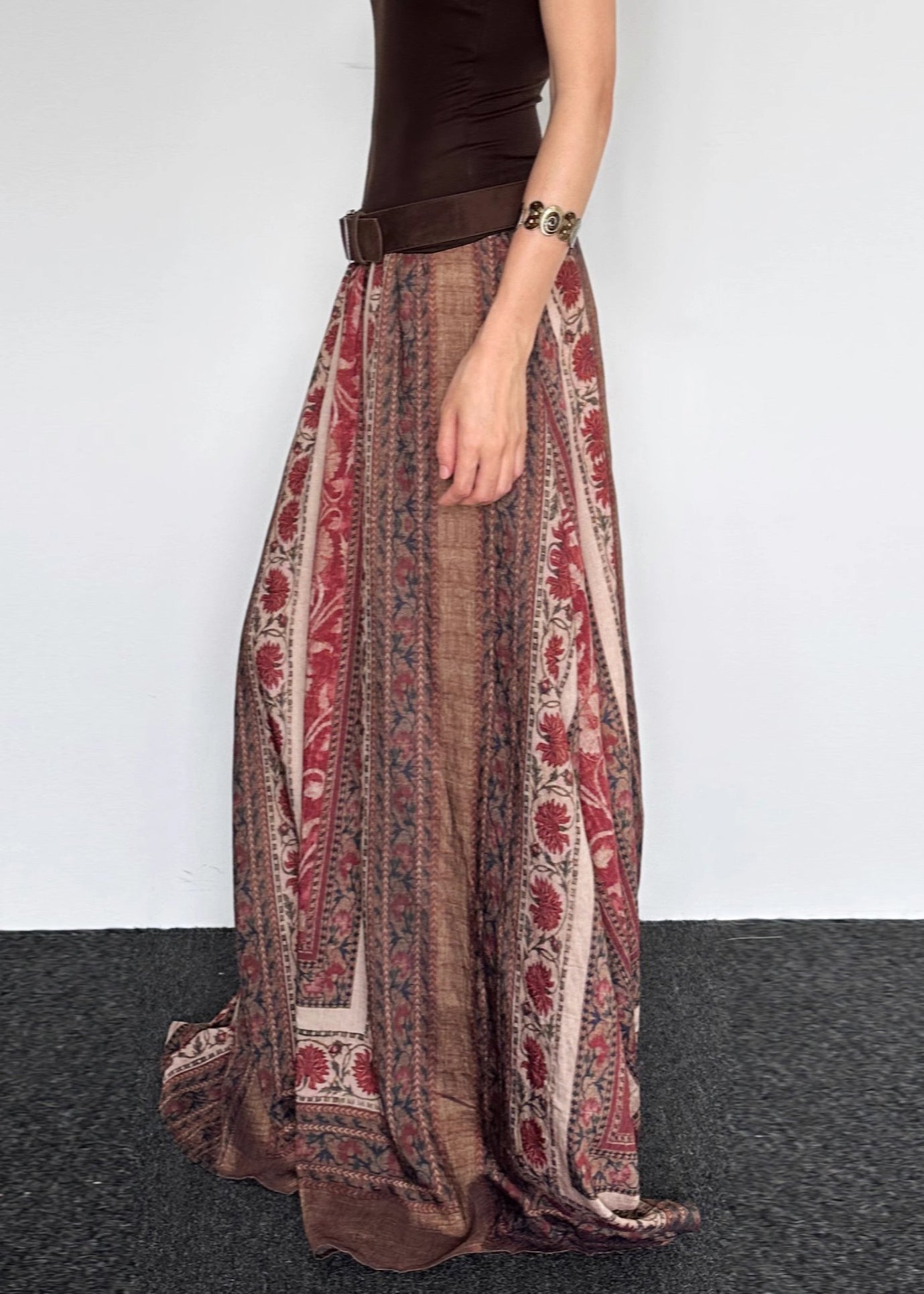 Beautifully Finished Garment in a Timeless Design