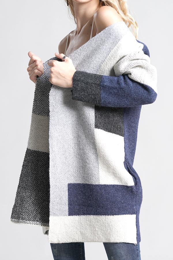 Effortlessly Elegant Cardigan with a Timeless Design