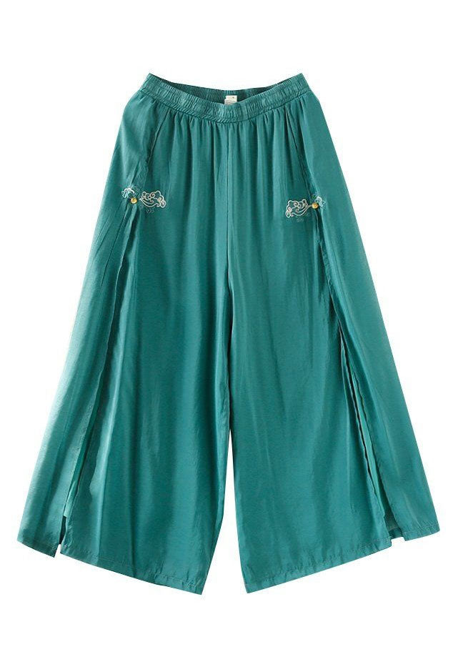 Beautifully Finished Pants in a Timeless Design